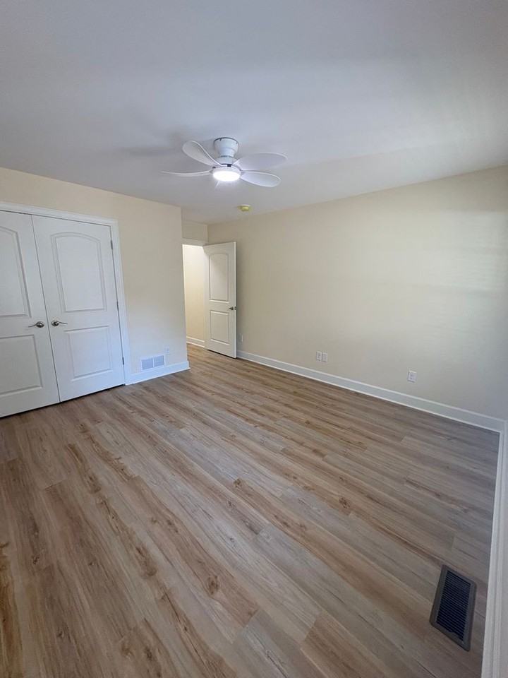 508 Addison Ave - Photo 4 of 7