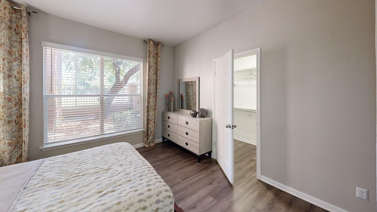 Treymore At Cityplace - Photo 2 of 18