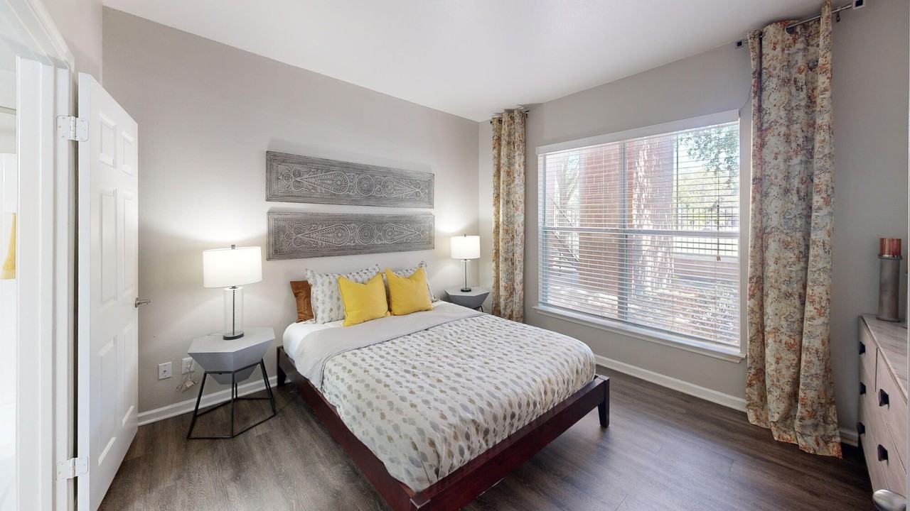 Treymore At Cityplace - Photo 5 of 18