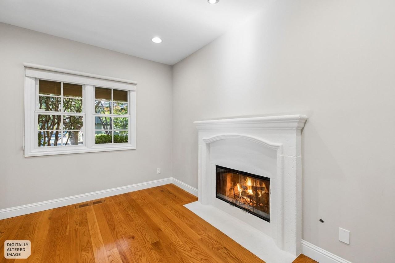 1254 Hoover St - Photo 7 of 33