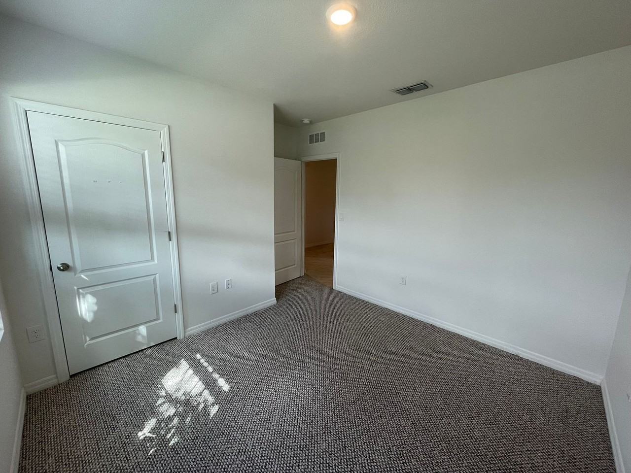 126 Old Mill Pond Rd - Photo 6 of 50