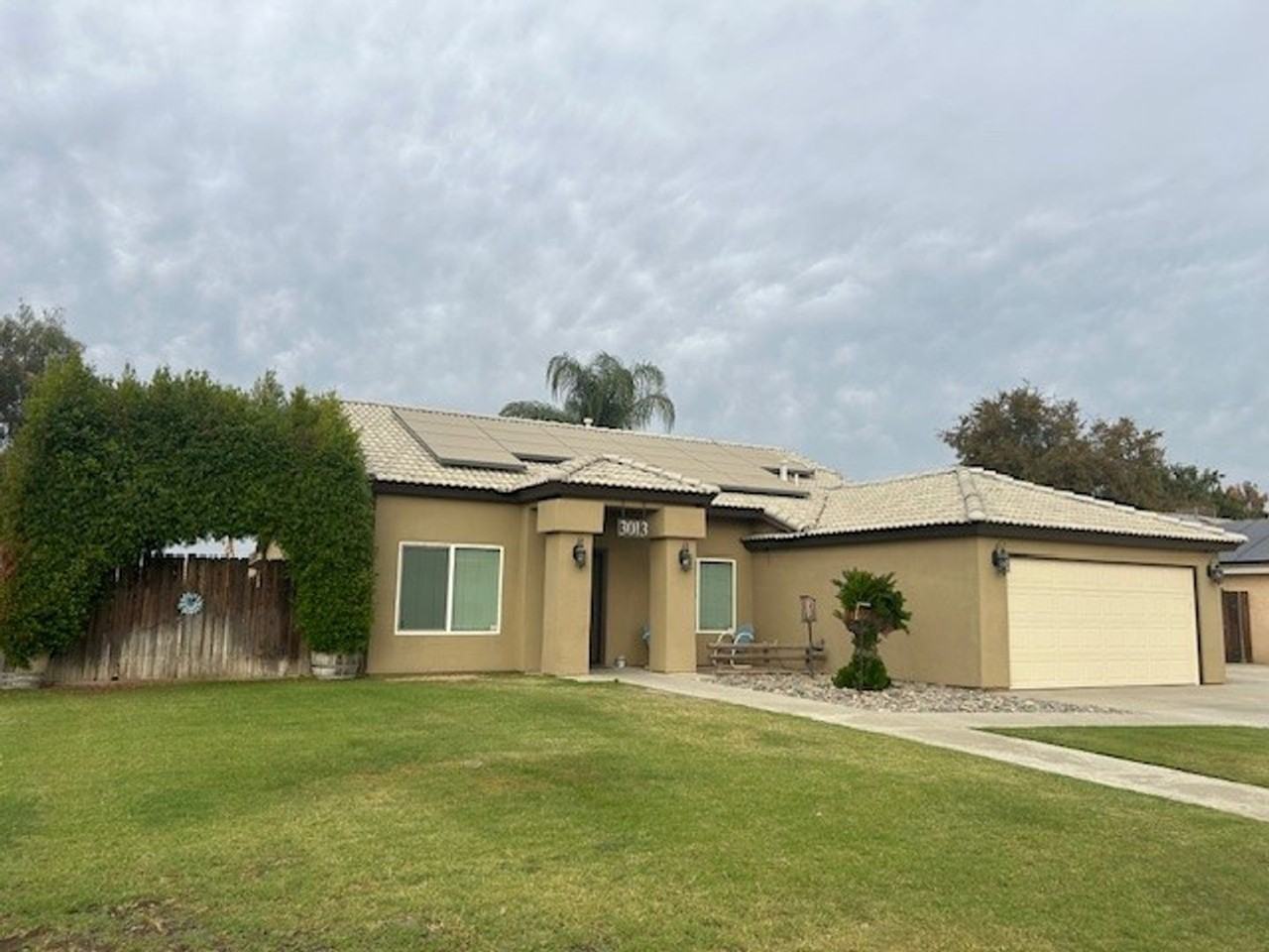3013 Verdugo Ln - Photo 2 of 13