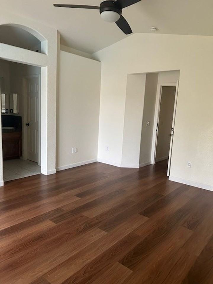 3013 Verdugo Ln - Photo 4 of 13