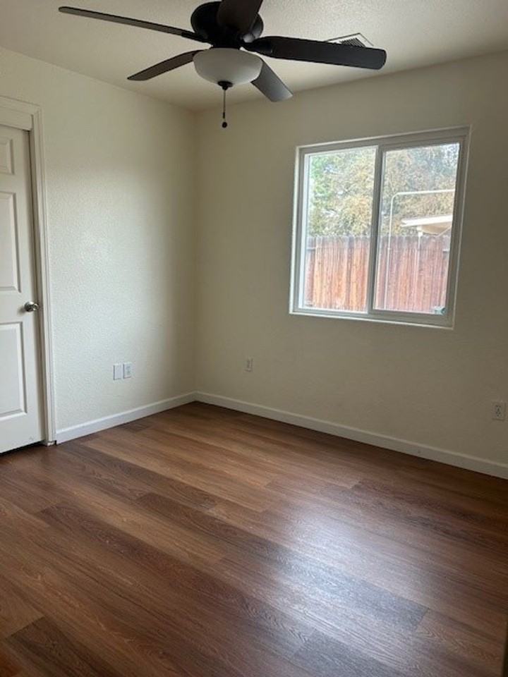 3013 Verdugo Ln - Photo 7 of 13