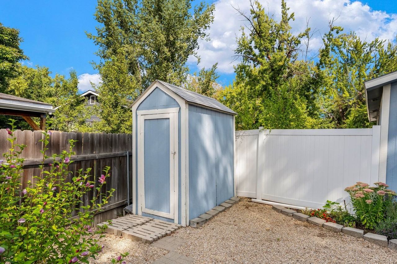 1275 E Boise Ave - Photo 5 of 36