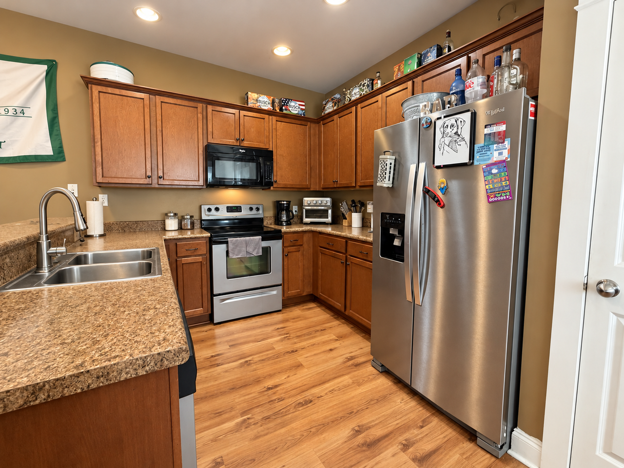 148 Arthur Cir - Photo 3 of 19
