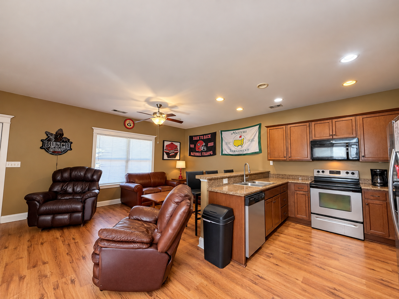 148 Arthur Cir - Photo 5 of 19