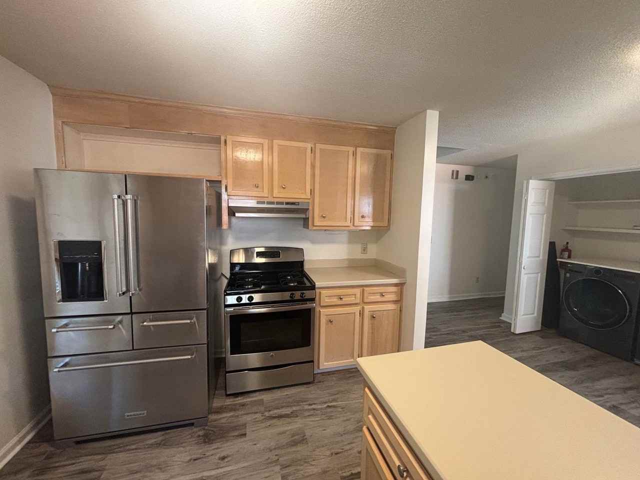 1007 Chevis St - Photo 4 of 13