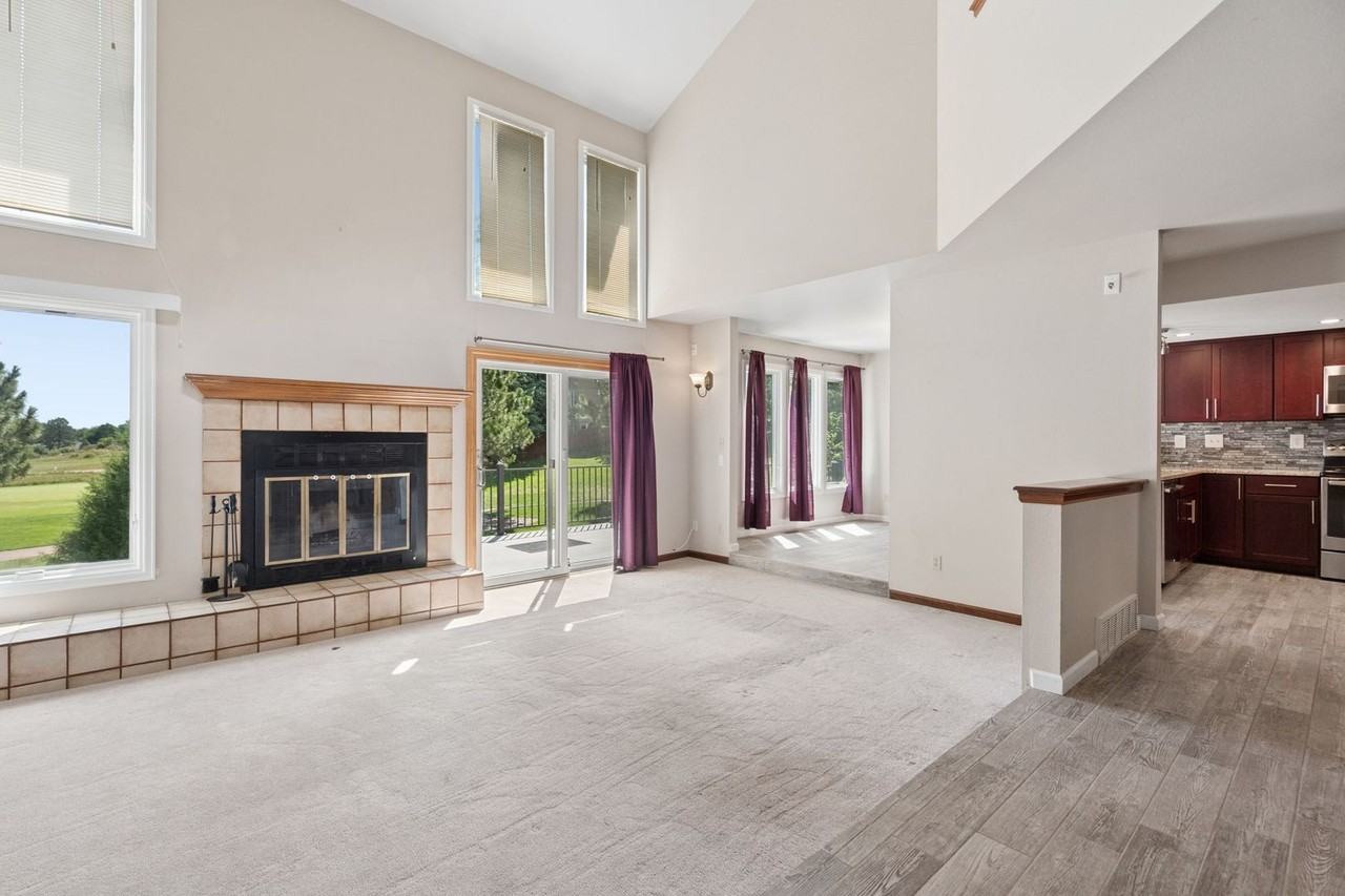 76 Woodbridge Dr - Photo 5 of 32