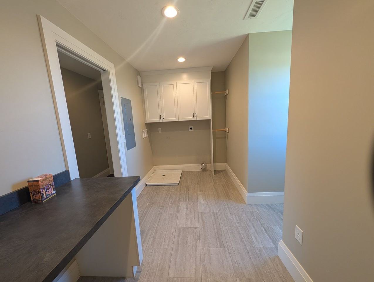 36 Monroe St - Photo 7 of 27