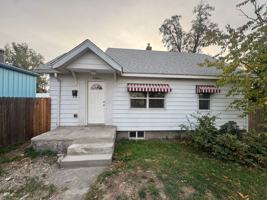 featured image of 3924 N Madison St