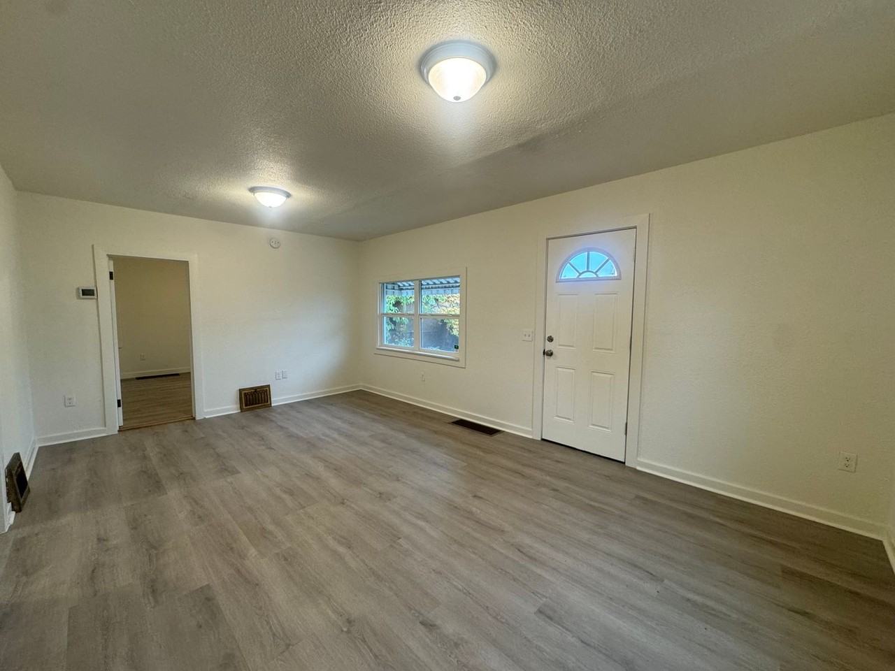 3924 N Madison St - Photo 4 of 19