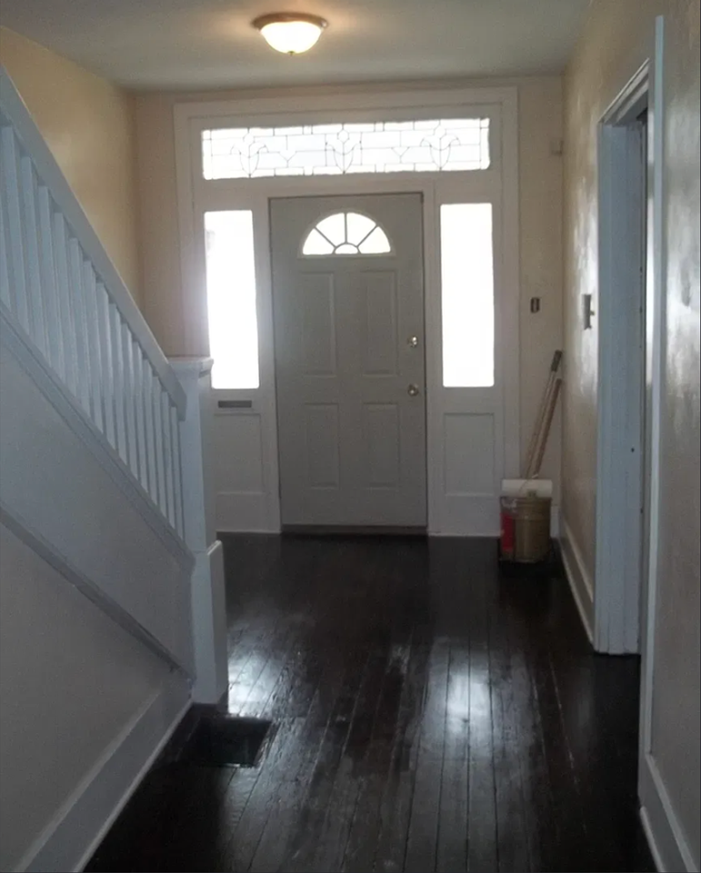 7814 Bennett St - Photo 3 of 25