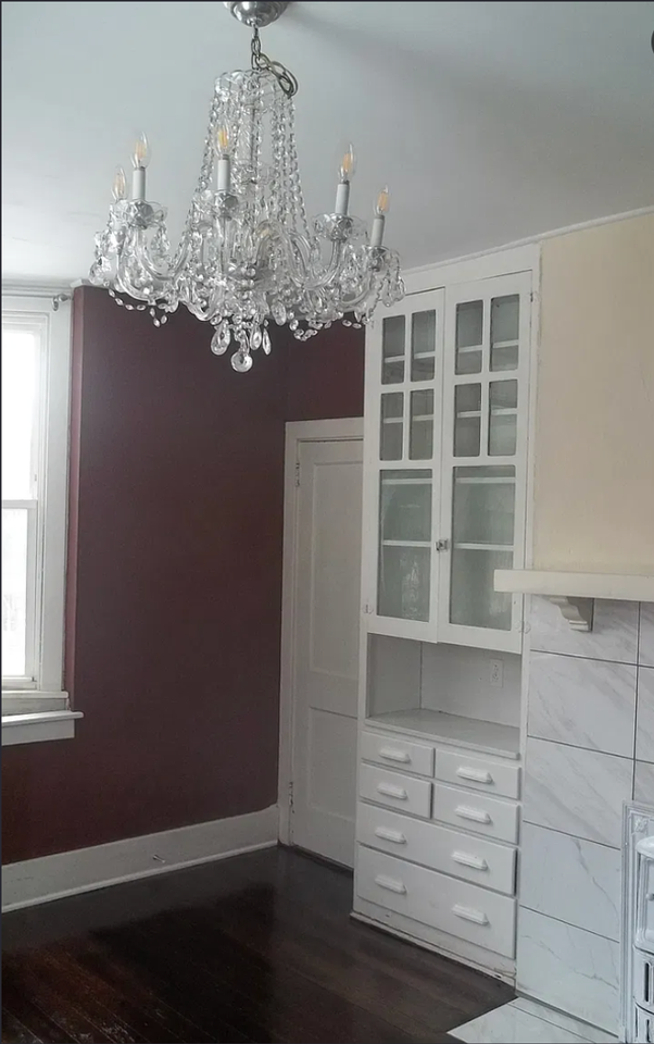 7814 Bennett St - Photo 5 of 25