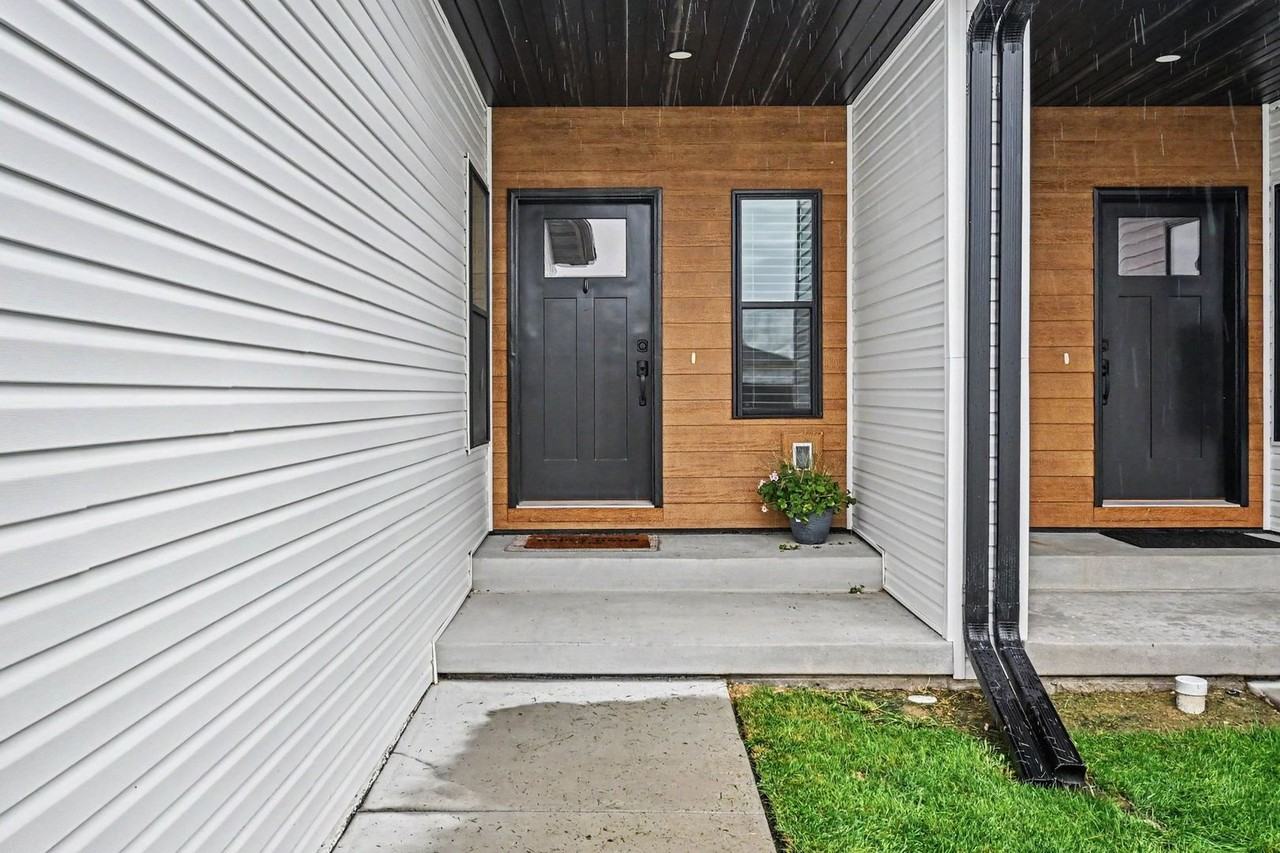 1130 Titan Dr - Photo 3 of 16
