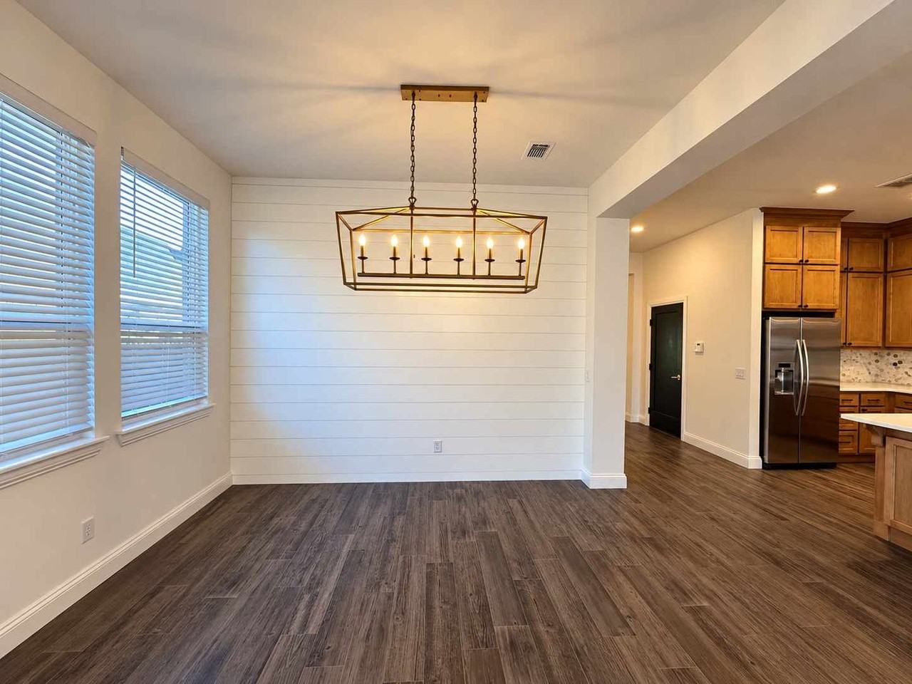 16305 Steppe Dr - Photo 6 of 21