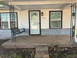 featured image of 614 E Park St