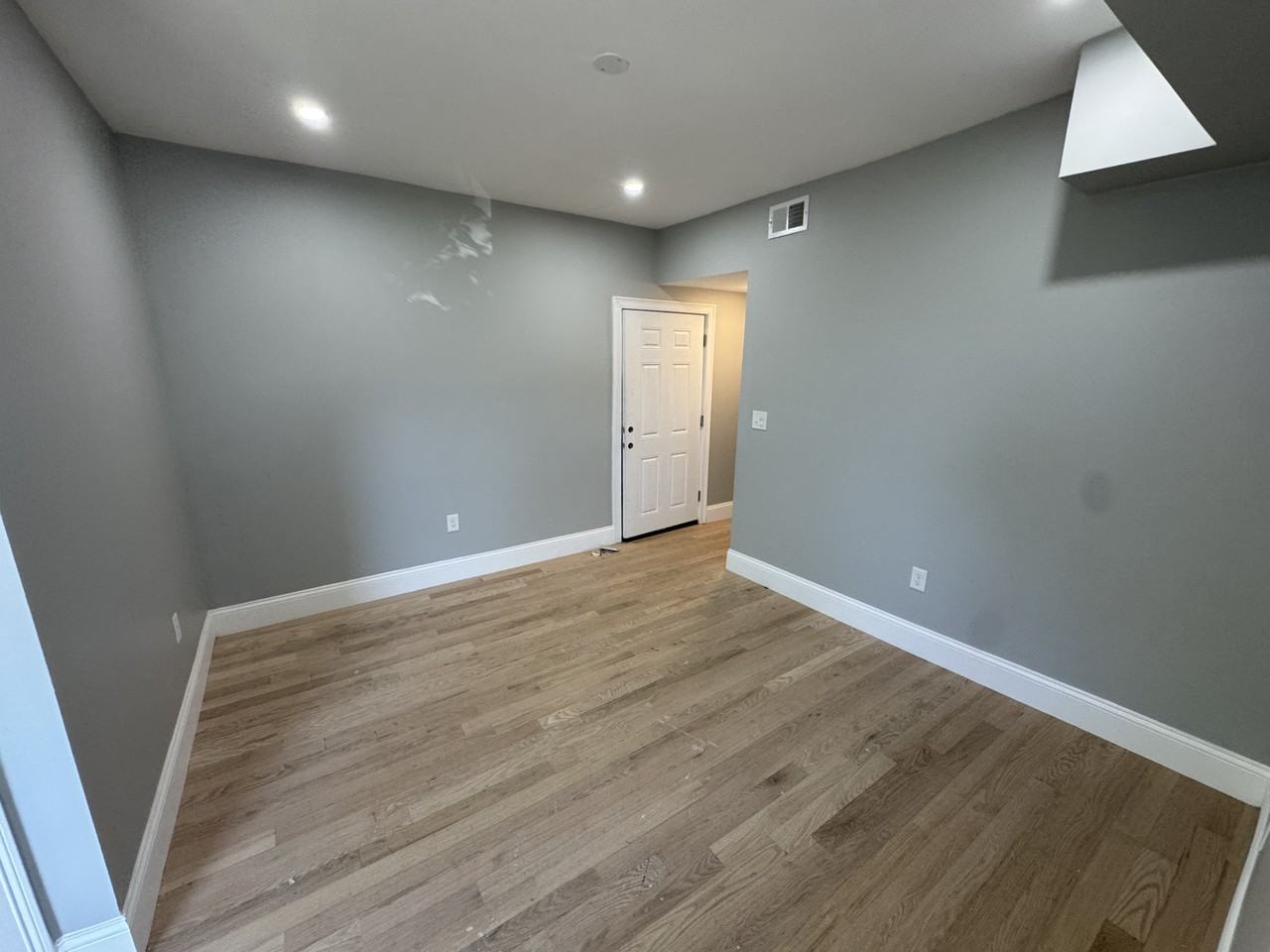 13 Spring St #2 - Photo 5 of 20