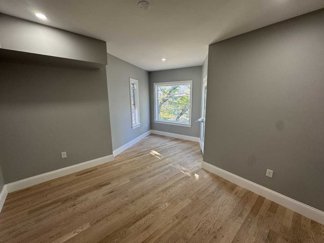 13 Spring St #3 - Photo 4 of 20