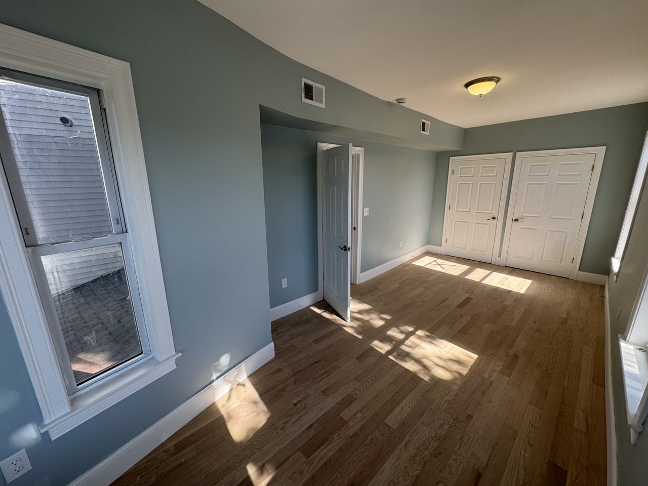 13 Spring St #1 - Photo 4 of 8