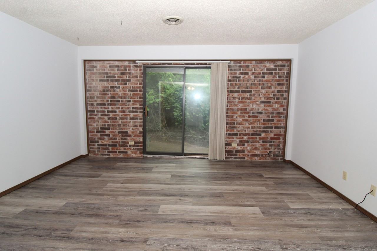 Rock Terrace Townhouses LLC - Photo 2 of 16