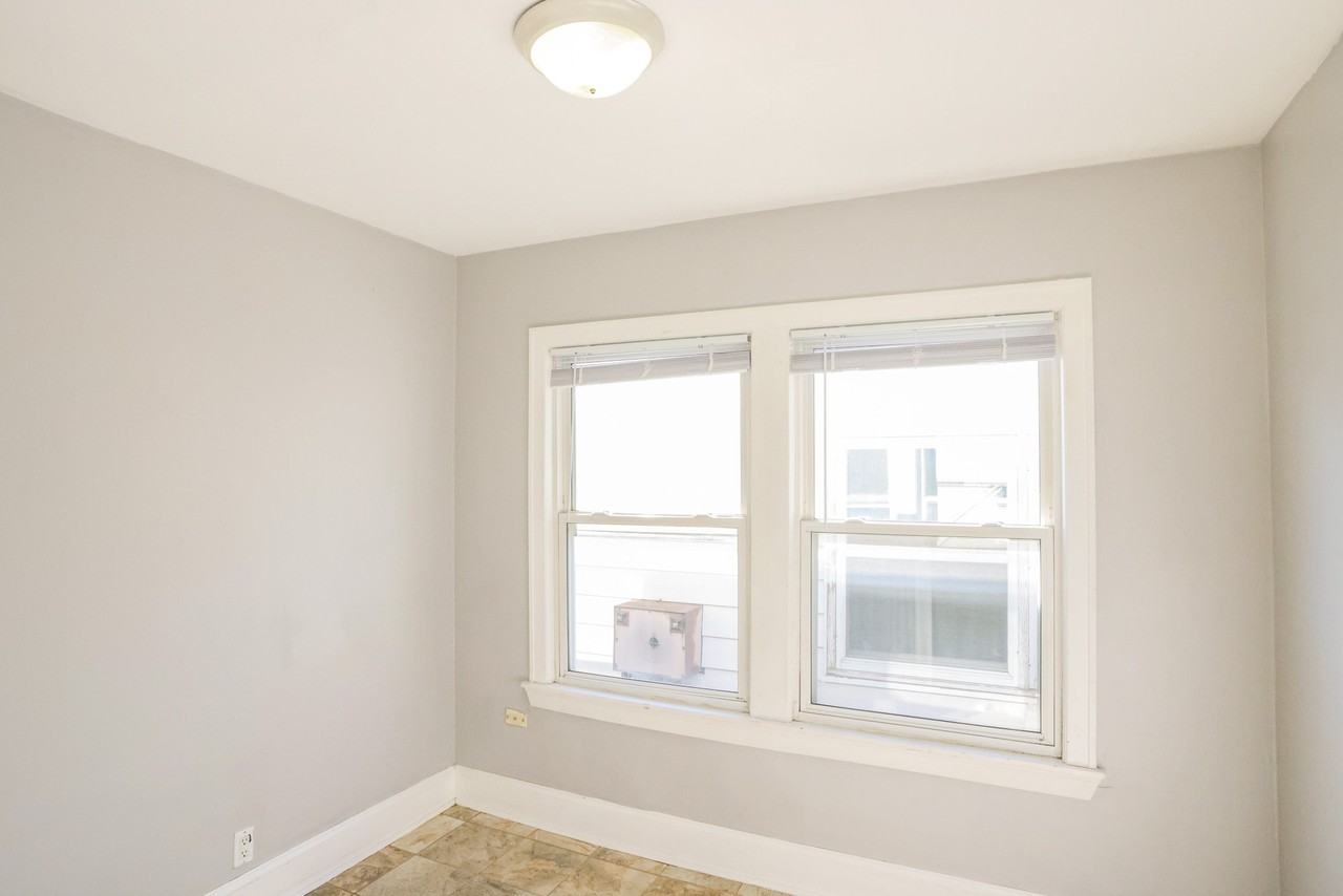 1941 Grey Ave #2 - Photo 7 of 14