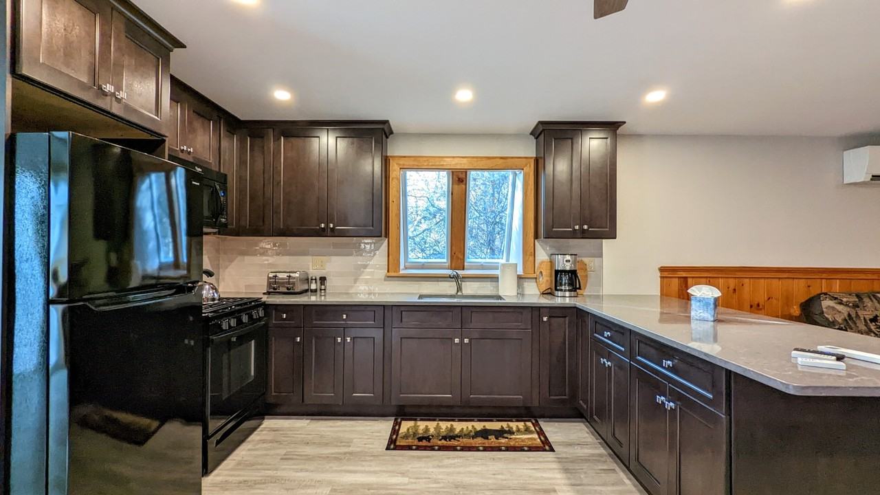 86 Smith Point Road - Photo 4 of 17