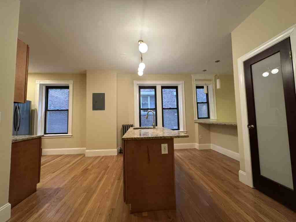 184 Saint Paul St #1 - Photo 5 of 29