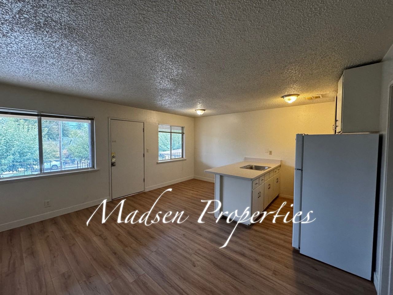 1775 Boynton Ave - Photo 3 of 16