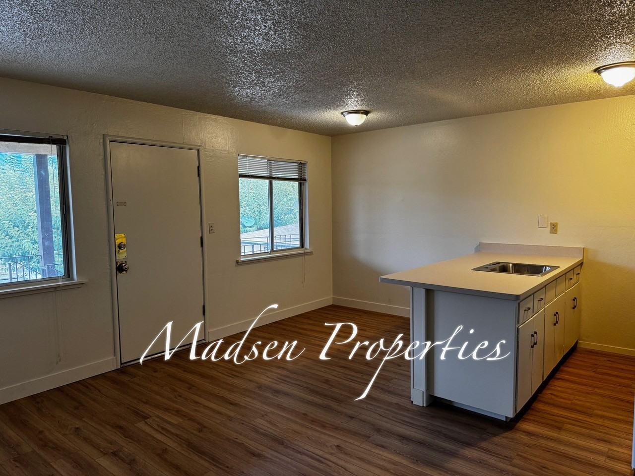 1775 Boynton Ave - Photo 7 of 16