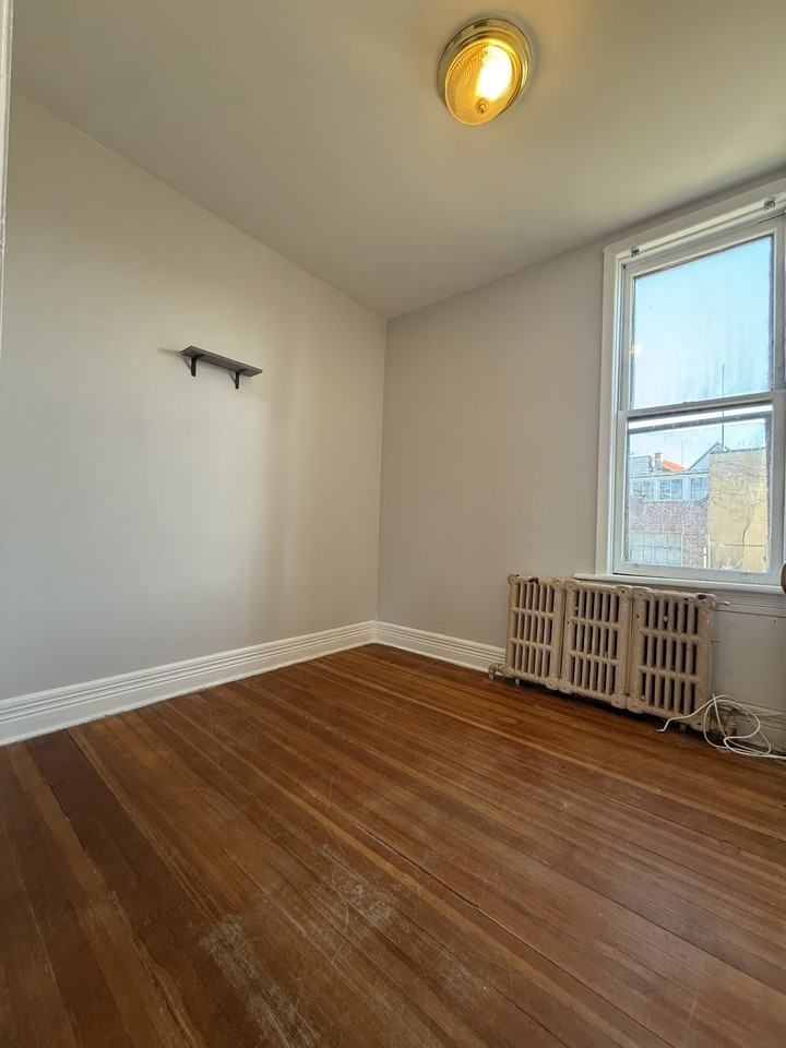 6 West Lawrence Street - Photo 4 of 10