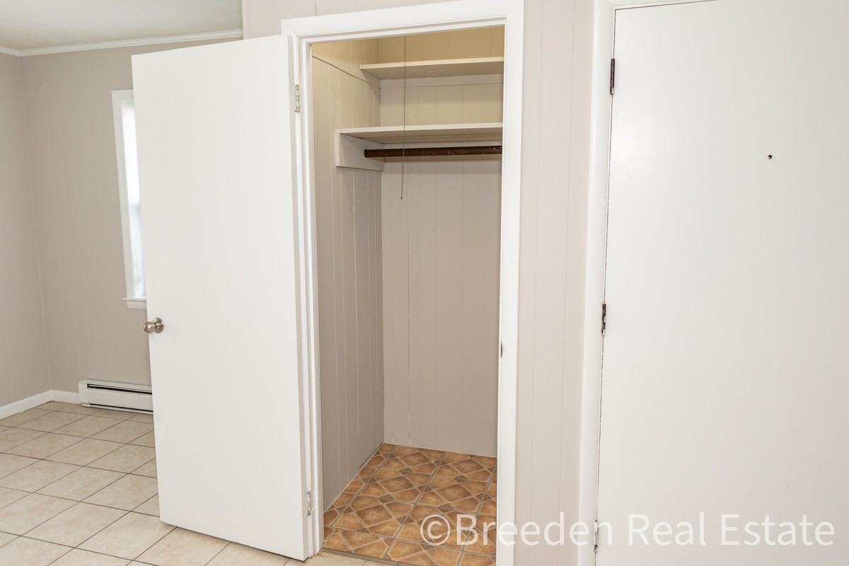 103-01: 305 Park Avenue - Photo 4 of 17
