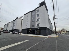 featured image of 158 6th St
