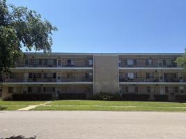 featured image of 1715 Longview Rd
