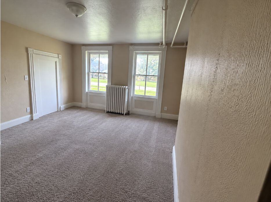 708 East Front Street - Photo 2 of 7