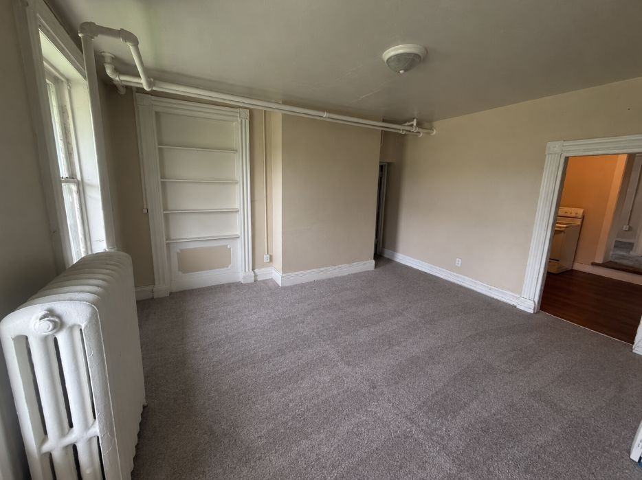 708 East Front Street - Photo 4 of 7