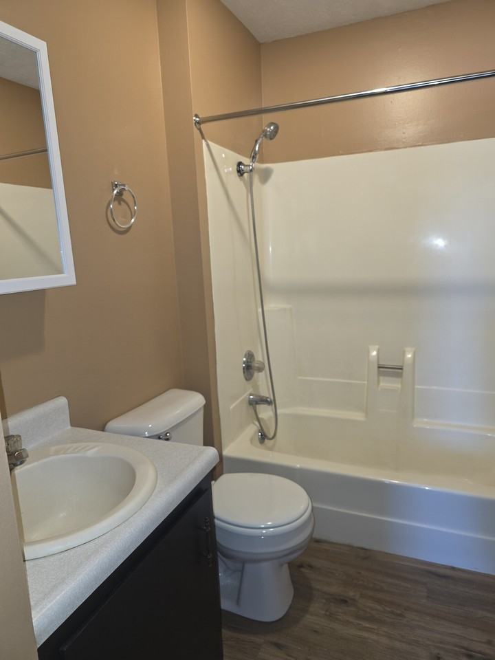 518 Bartlett Street - Photo 3 of 11