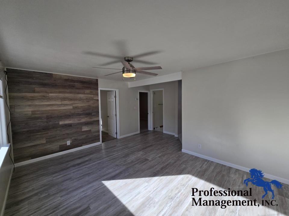 1509 Lewis Ave - Photo 3 of 9