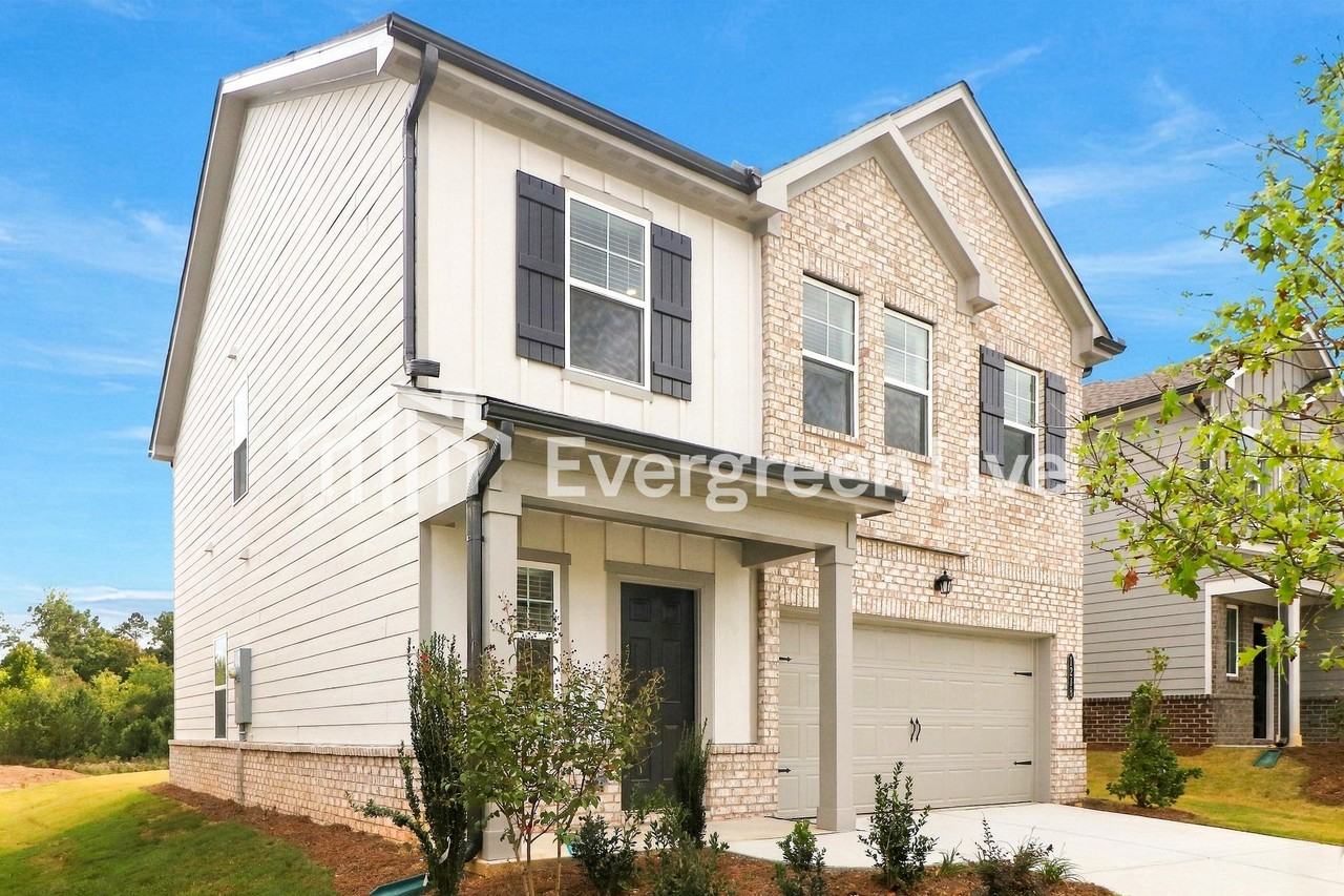 1218 Leyland Pass - Photo 2 of 15