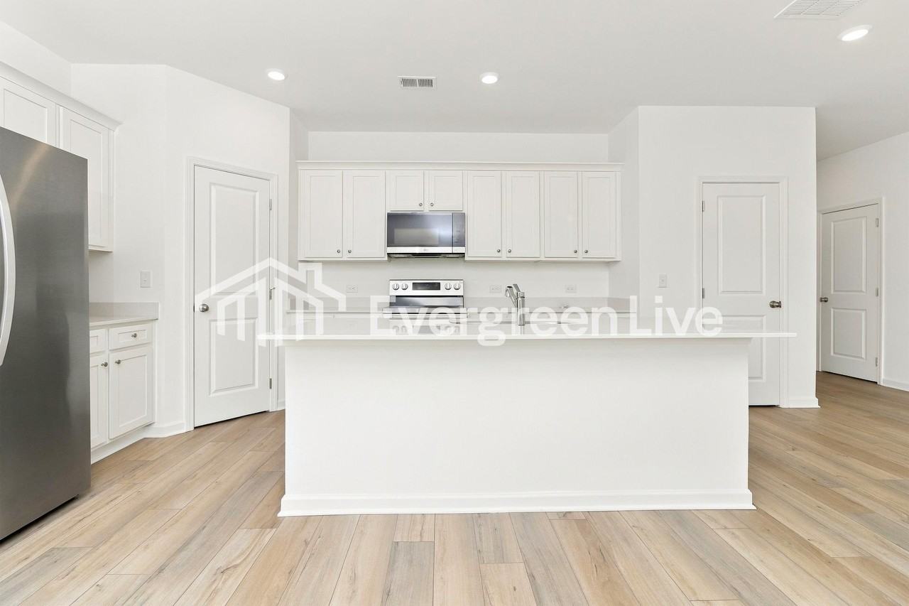 1218 Leyland Pass - Photo 6 of 15