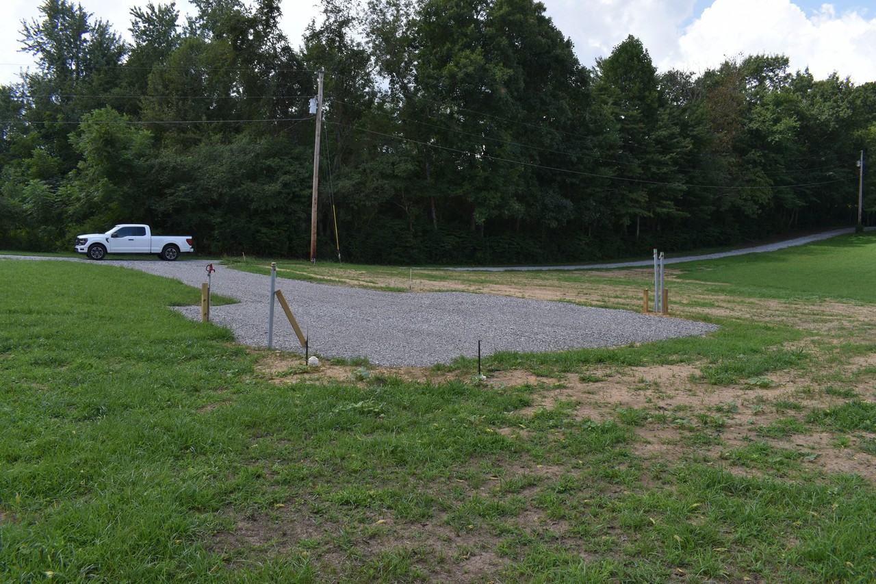 1905 Daysville Rd - Photo 3 of 6