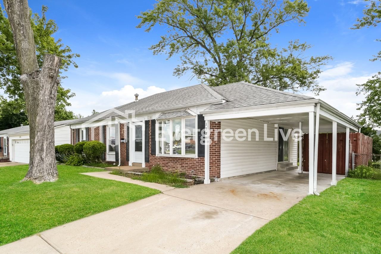 1380 N New Florissant Rd - Photo 2 of 15