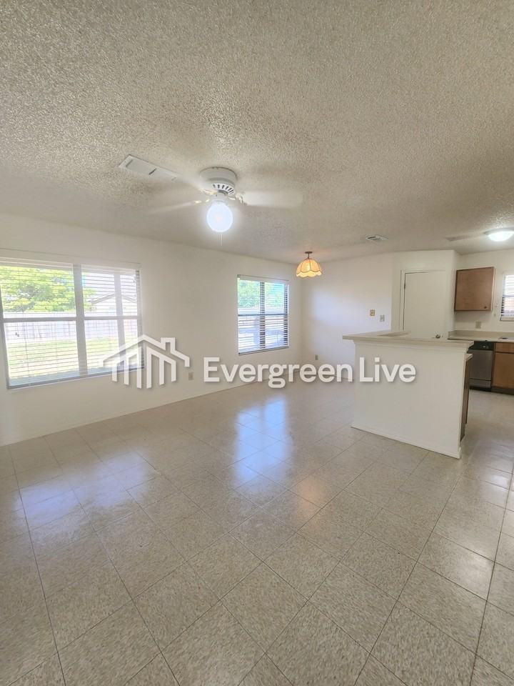 2314 Santo Domingo Ct - Photo 5 of 22