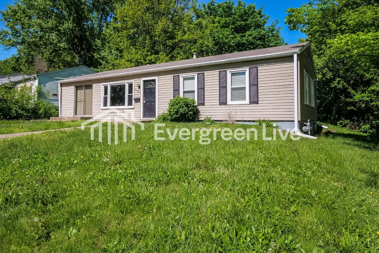 14924 Fuller Ave - Photo 2 of 15