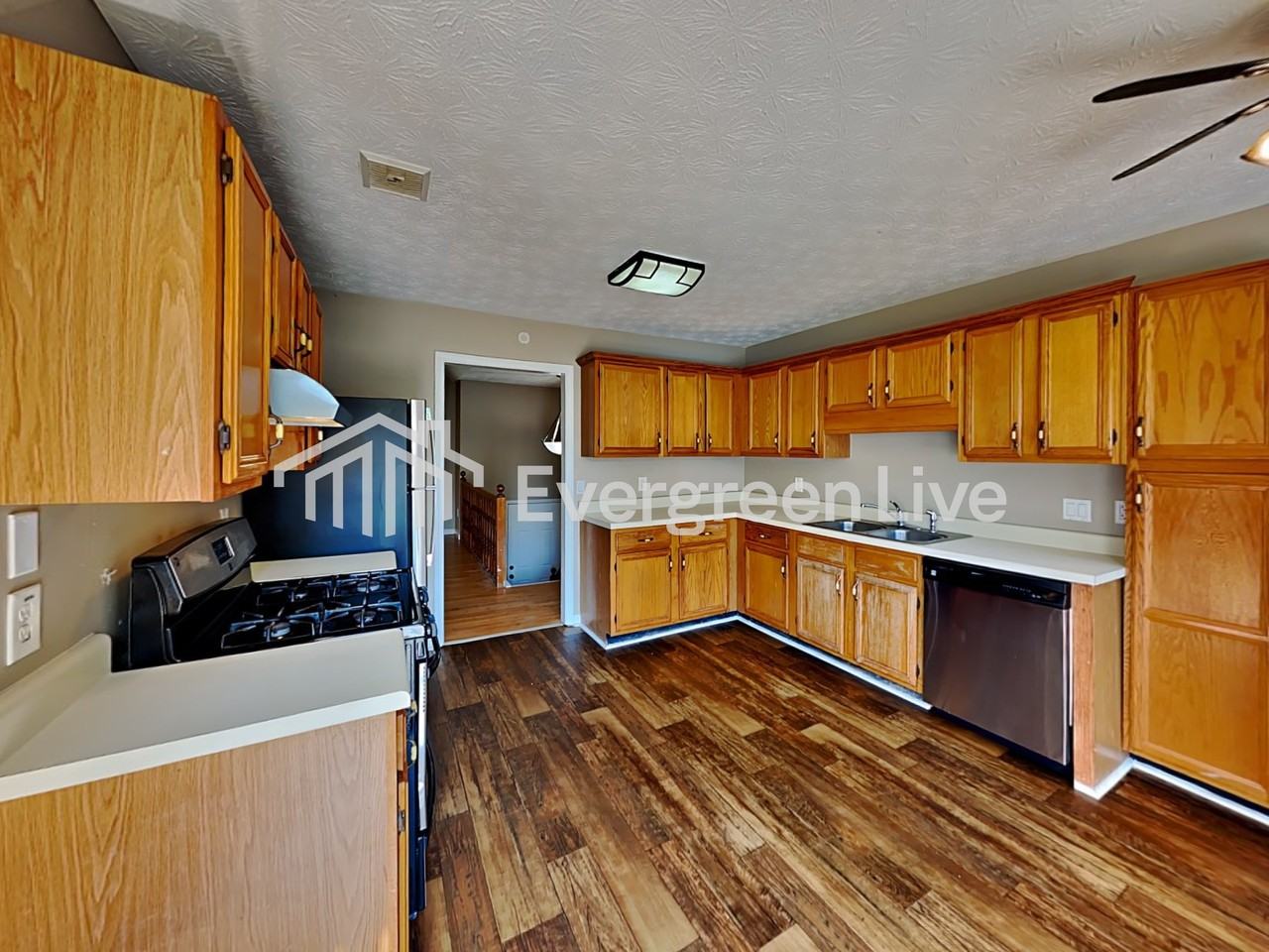 859 Grindstone Dr Sw - Photo 4 of 17