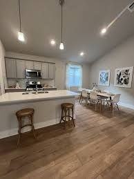 106 Pinnacle Ln - Photo 3 of 9