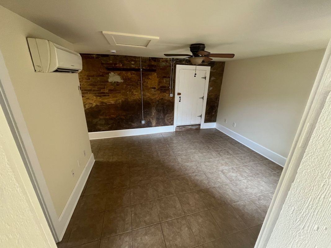 320 Princess Anne St ##1/2 - Photo 6 of 8