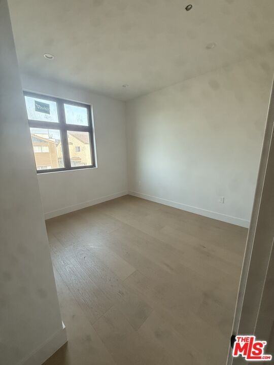 3846 Bentley Ave - Photo 6 of 11