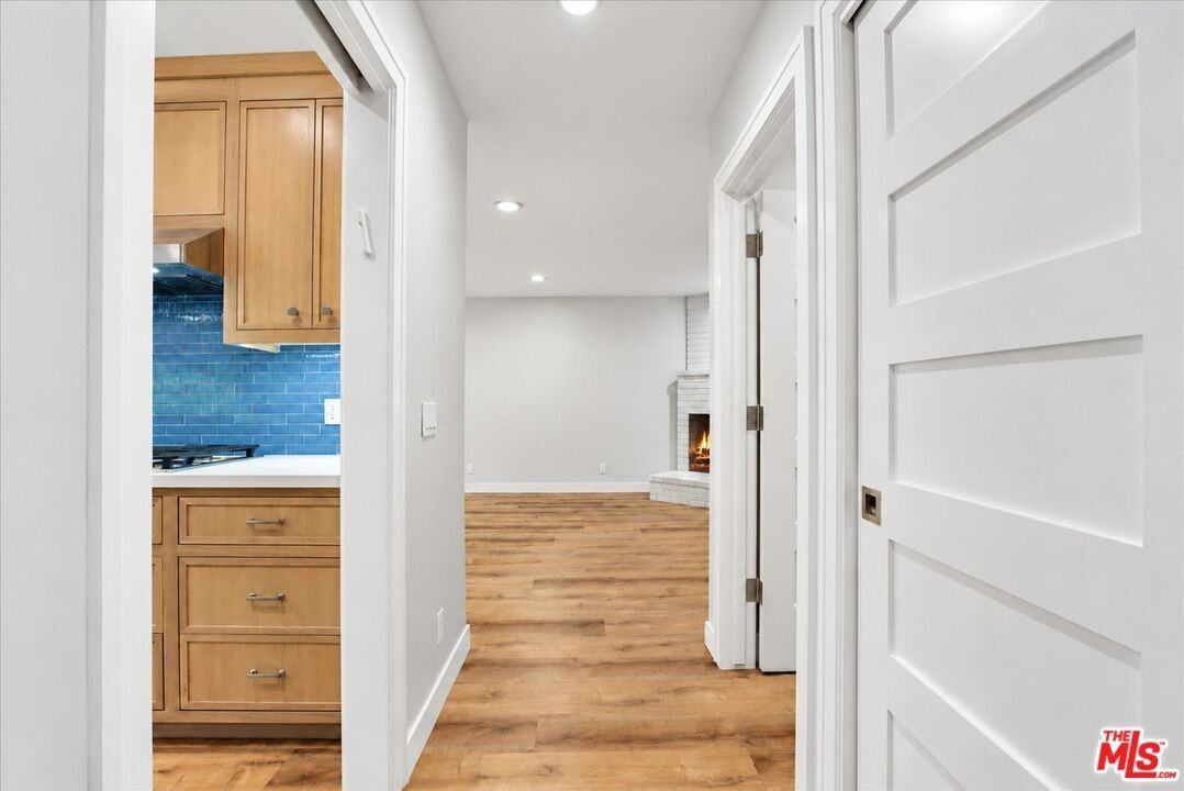 12760 Albers St - Photo 7 of 50