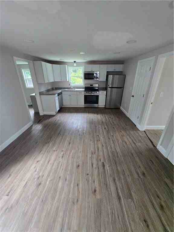 780 Providence St - Photo 2 of 16